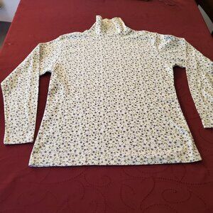 Turtle neck shirt